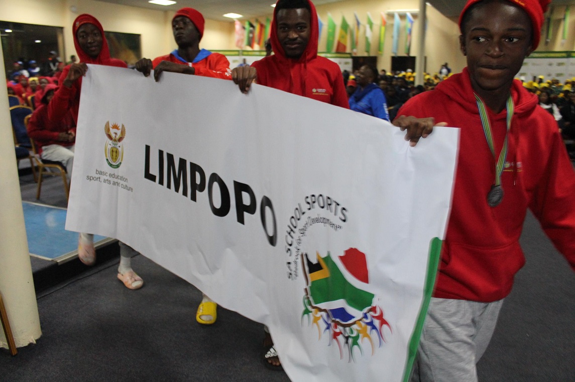 Team Limpopo displays a high level of resilience and determination at the National School Sport Winter Championships in Benoni Gauteng and brought home Silver Medal in Football boys U/17, Bronze in Rugby Girls and Bronze Medal in girls Football u/17. 